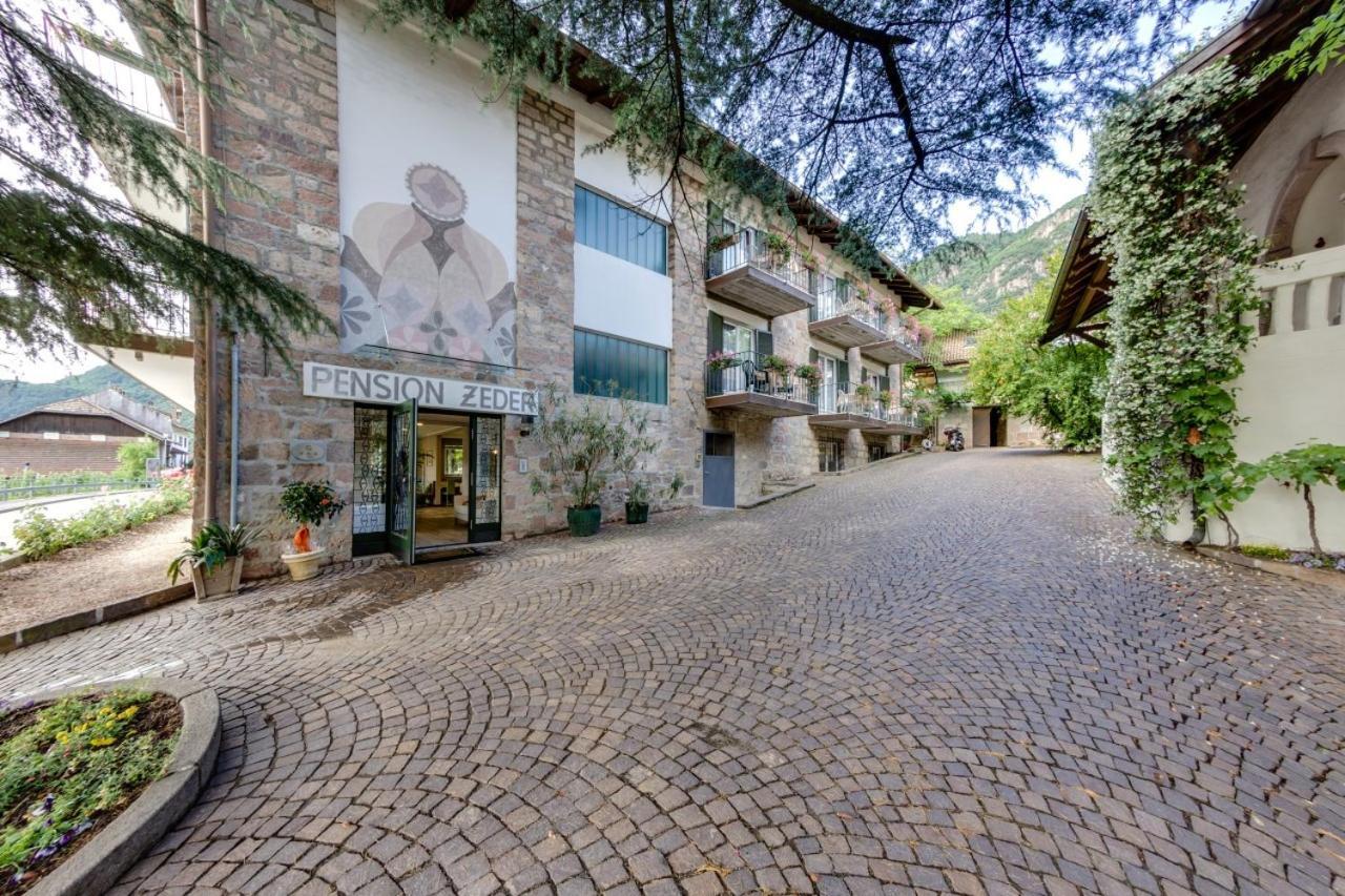 Pension Zeder Andrian Exterior photo