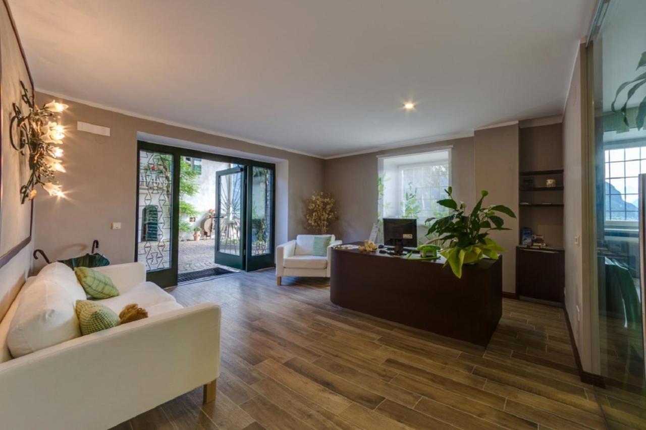 Pension Zeder Andrian Exterior photo